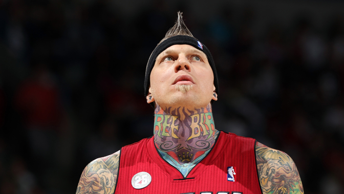 本菲卡2-0那不勒斯，里奥斯传射，巴雷罗破门（里奥斯传射、巴雷罗破门，本菲卡2-0战胜那不勒斯）