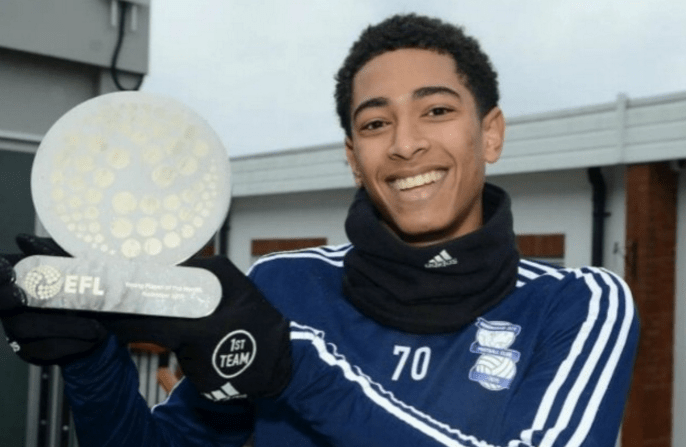 开拓者官宣：杨瀚森被下放至发展联赛混音队（开拓者宣布将杨瀚森下放至发展联盟混音队）