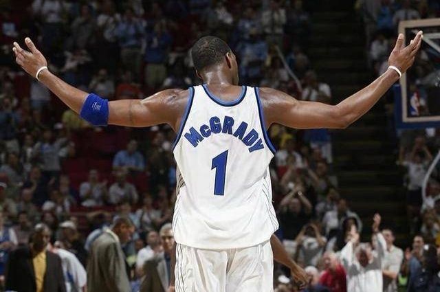 曼联拉什福德末段绝杀狼队（拉什福德压哨绝杀助曼联力克狼队）