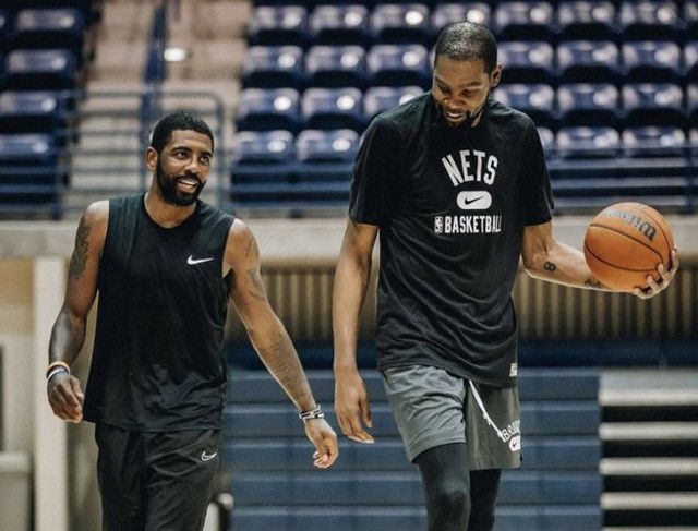 103秒！维尼修斯被取消的点球，创欧冠使用VAR以来最快（仅用103秒！维尼修斯点球遭改判，创欧冠VAR时代最快纪录）