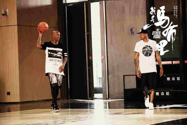 西甲第13轮观赛指南：巴萨重回诺坎普，皇马挑战埃尔切（西甲第13轮看点前瞻：巴萨重返诺坎普，皇马客场挑战埃尔切）