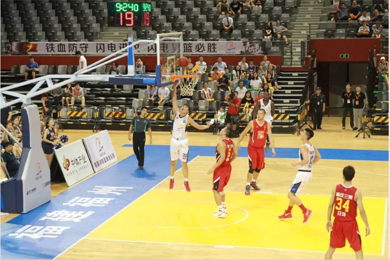 梅森·格林伍德：从曼联弃将到马赛新星，金球奖潜力无限（梅森·格林伍德：从曼联失意到马赛崛起，金球前景无量）