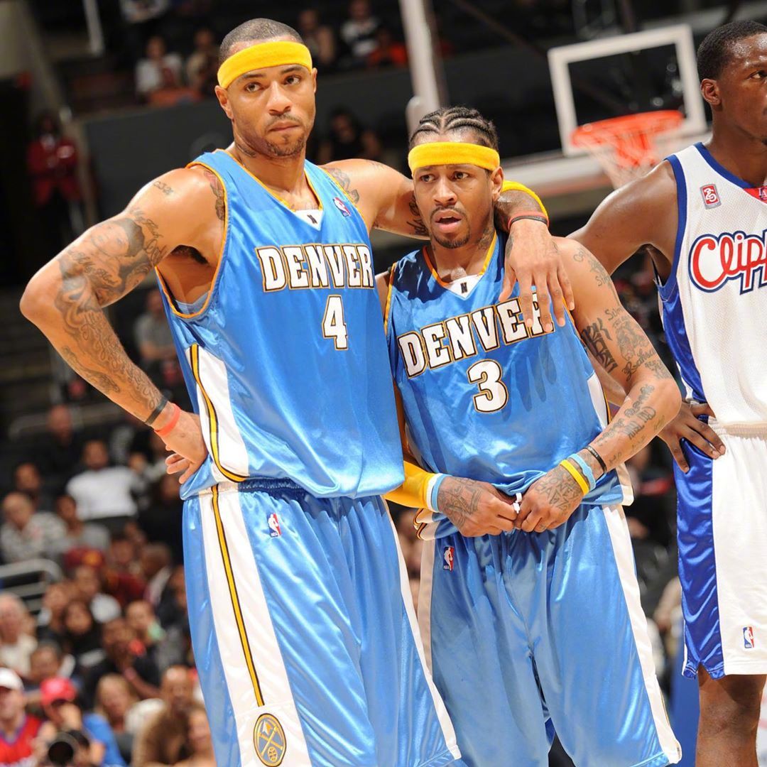 博洛尼亚主帅：拉齐奥少一人踢得也很自信，拿一分很满意了（博洛尼亚主帅：十人拉齐奥仍踢得自信，我们对一分已很满意）