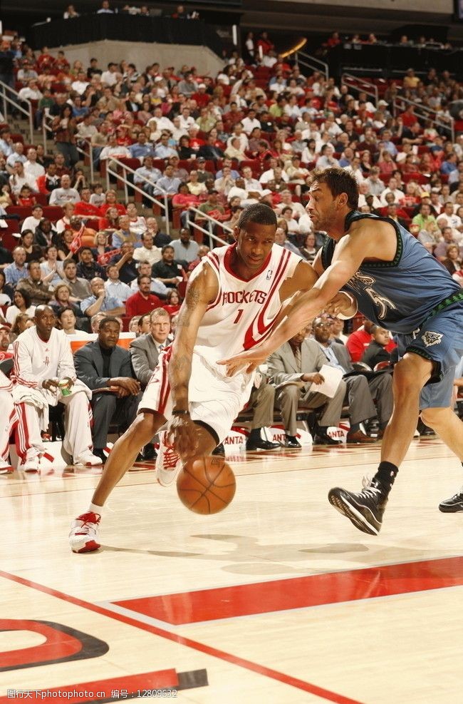 Shams：富保罗已告知独行侠，若不承诺与浓眉续约就交易他（Shams：富保罗向独行侠表态，不承诺与浓眉续约就将他交易）