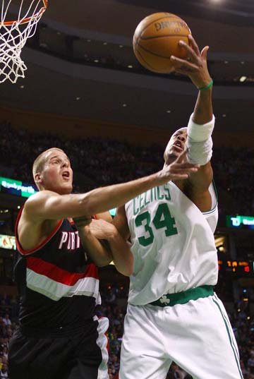 意足协主席：为世界杯附加赛推迟或暂停意甲并非可行选项（意大利足协主席：因世界杯附加赛暂停或延期意甲不在考虑之列）