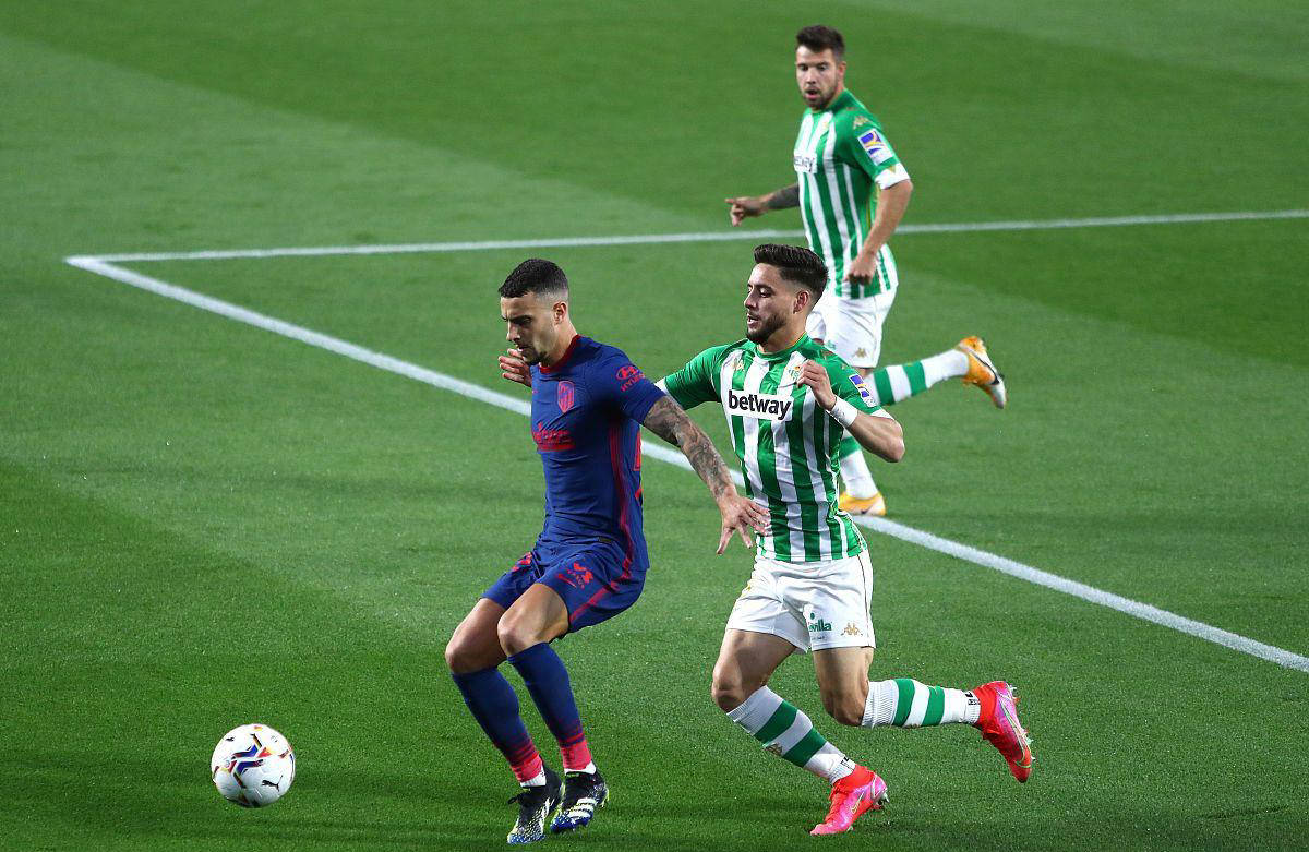 本泽马解锁吉达联合生涯第50球里程碑，俱乐部发布海报祝贺（本泽马为吉达联合攻入第50球，俱乐部发海报庆祝里程碑）