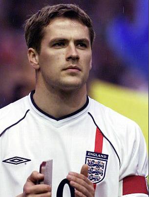 欧联4场不败！贝蒂斯2-0里昂 安东尼精彩挑射破门+近10场6球2助（欧联四战不败！贝蒂斯2-0击败里昂，安东尼挑射破门，近10场斩6球送2助）