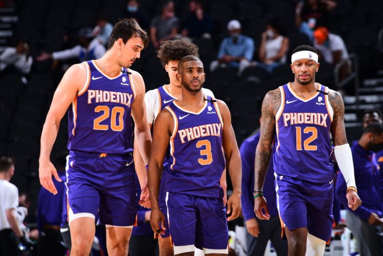 2025赛季中超客场积分前5：海港15战11胜高居第一，申花第二（2025中超客场积分榜前五：海港15战11胜领跑，申花第二）