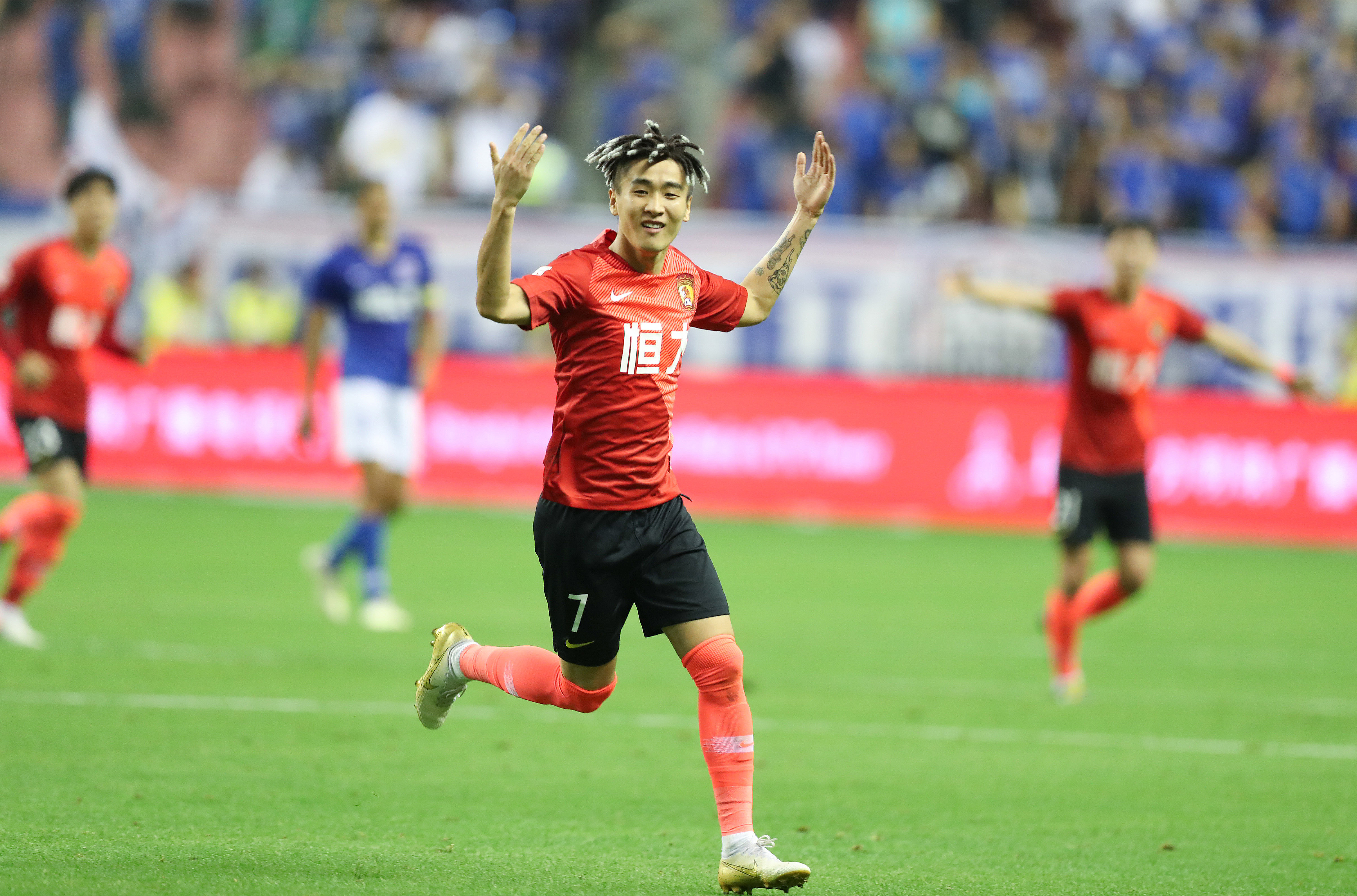 每体：巴尔德吉对在巴萨的情况感到满意，不会在1月离队（每体：巴尔德吉对巴萨现状感到满意，1月不会离队）