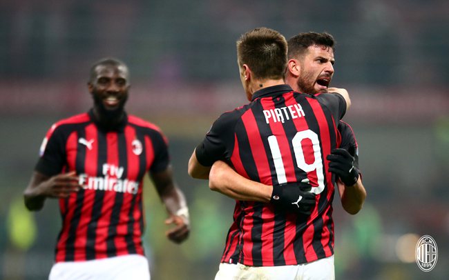 身体素质劲爆！塔克&桑普森新赛季首秀合砍26分11板3助（体能爆棚！塔克和桑普森新赛季首秀合砍26分11板3助）