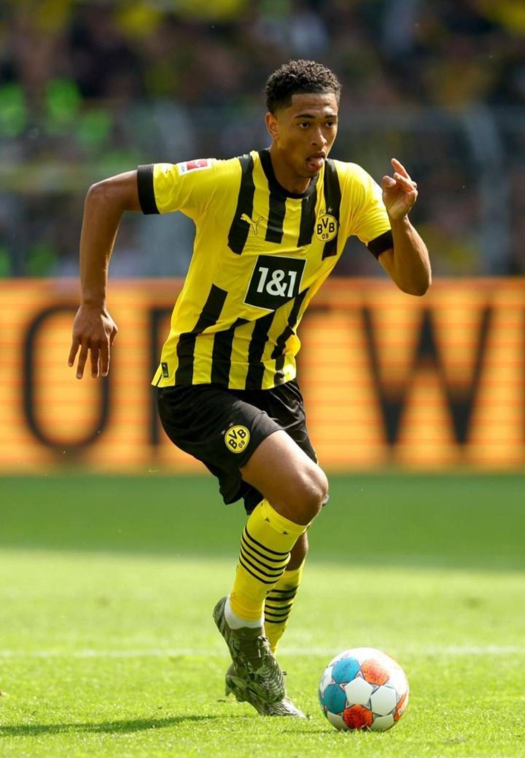 火箭欲用申京加两首轮换字母哥，模拟胜率升至六成五（火箭或以申京+两枚首轮换来字母哥，模型胜率预估达65%）