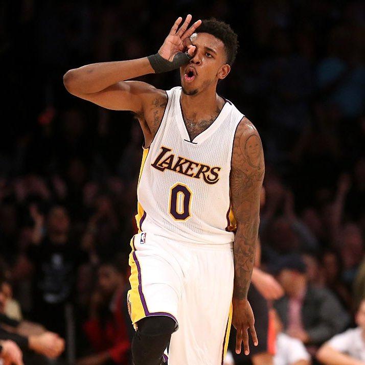 深圳紧咬积分榜前列（深圳紧追积分榜前茅）