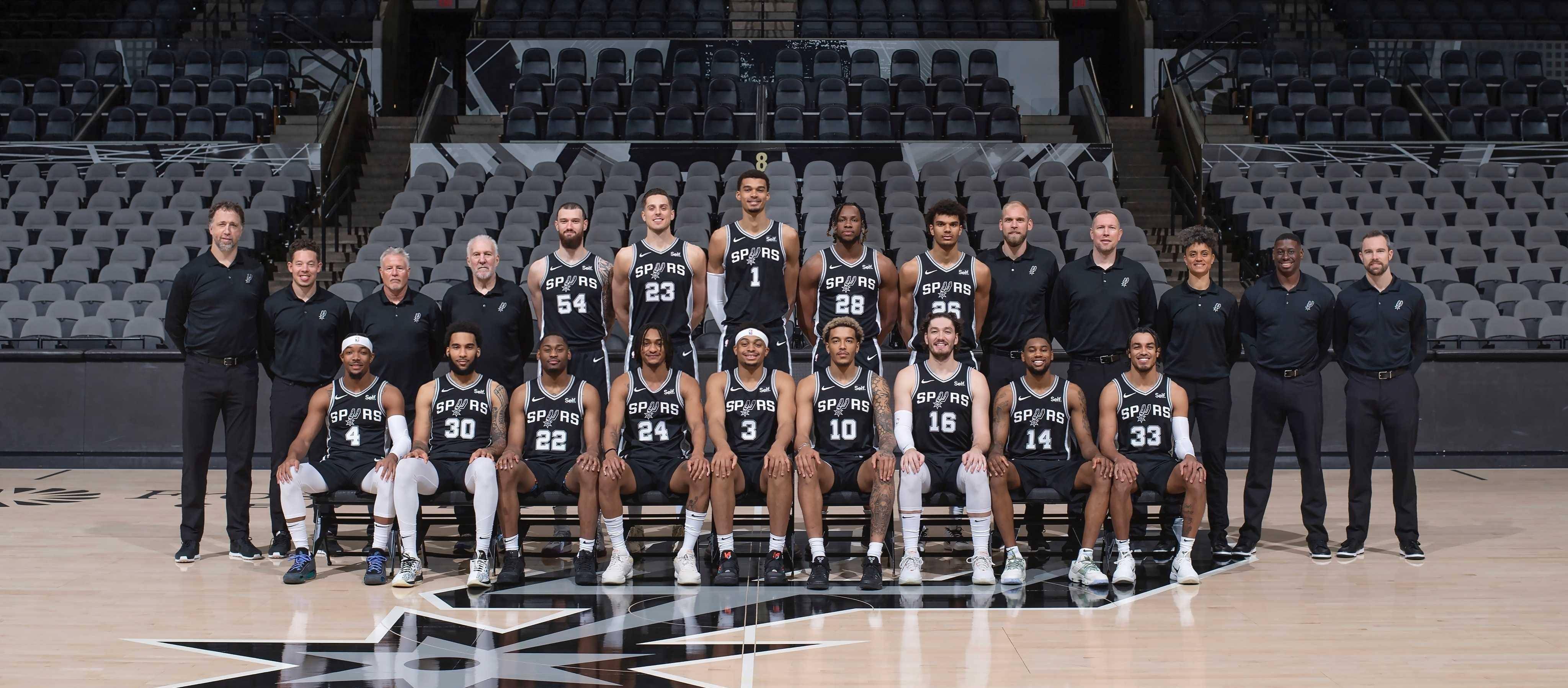 NBA杯奖金是否是激励因素？文班：积攒金钱从来不是我的目标（季中赛奖金能否驱动斗志？文班：我从不以攒钱为目标）