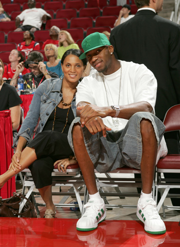 土媒：加拉塔萨雷想在1月引进吕迪格，球员与皇马合同6月到期（土媒称加拉塔萨雷欲一月签下吕迪格，其与皇马合同将于6月到期）