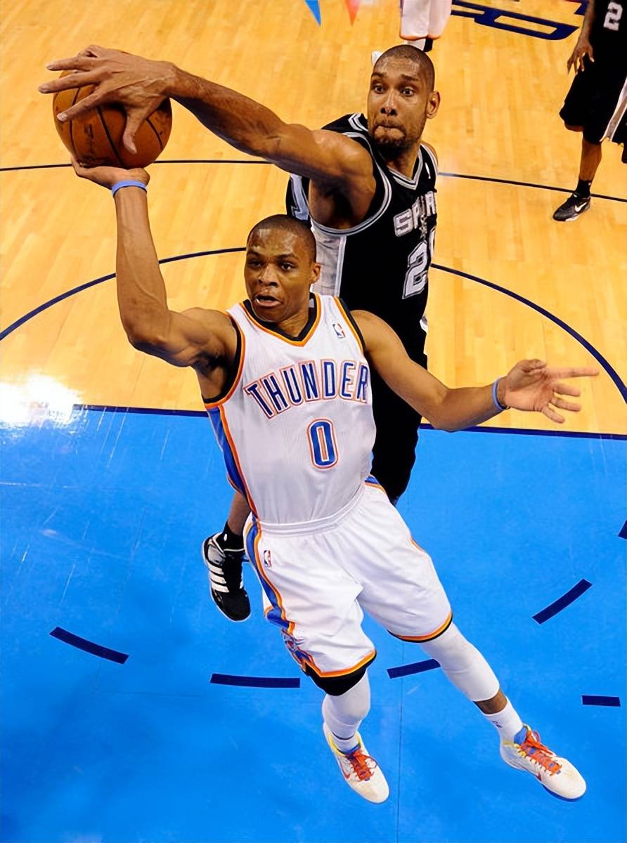 阿根廷记者：迪巴拉将会在冬窗或夏窗加盟博卡，双方已经接触（阿媒：迪巴拉或于冬夏转会期加盟博卡，双方已展开接触）