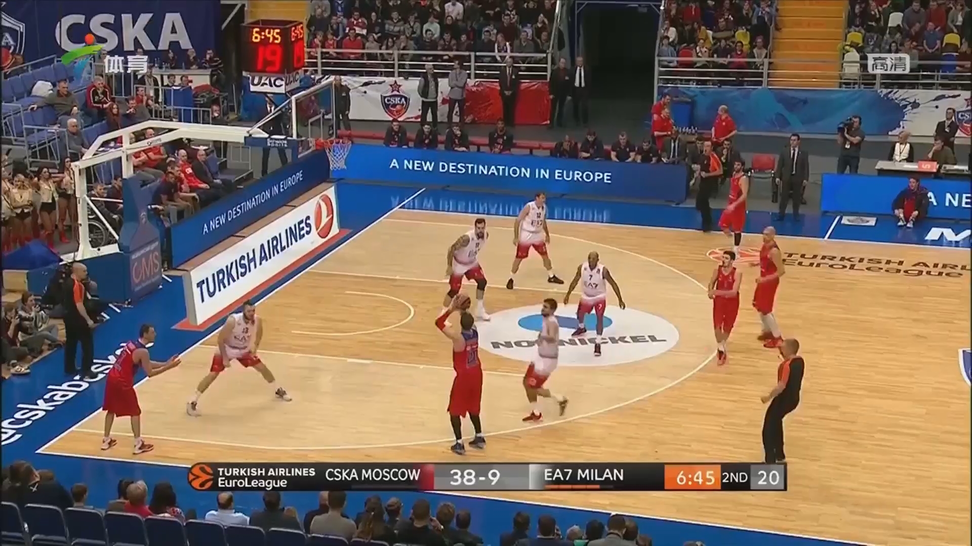 来看中国女足的比赛遇到了前男足主教练扬科维奇（在中国女足赛场偶遇前男足主教练扬科维奇）