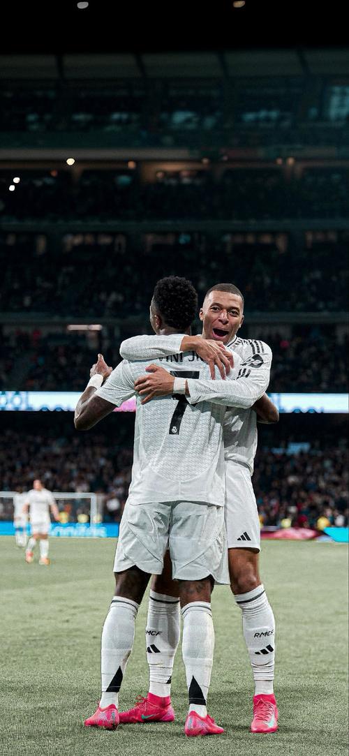 西媒：安切洛蒂确定与巴西队续约到2030年，双方只差签字（西媒：安切洛蒂与巴西队续约至2030年已达成一致，仅剩签约流程）